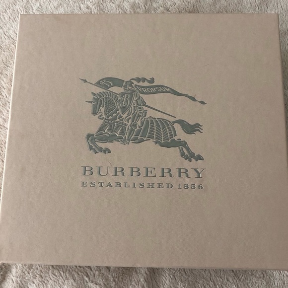 NWB Burberry Harbourne peep toe ankle booties 7 - Picture 2 of 6